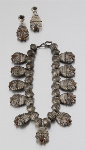 A SET OF GUADALUPE CASTELLANOS