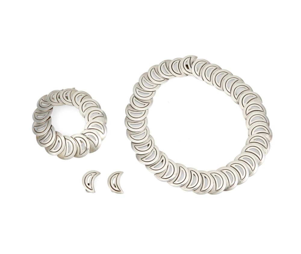 A SET OF HECTOR AGUILAR STERLING