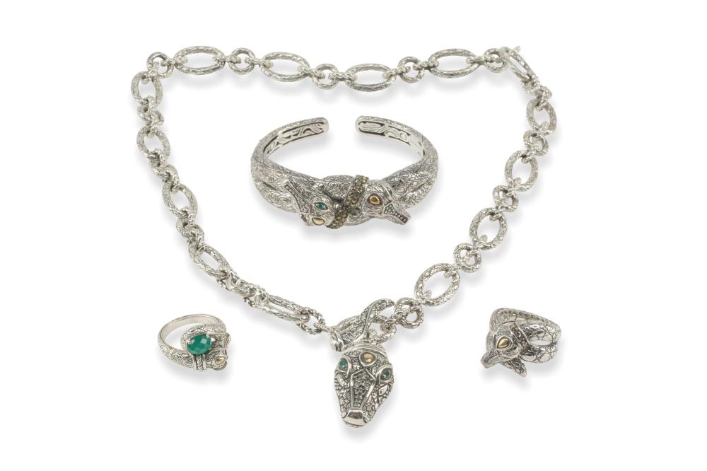 A SET OF JOHN HARDY STERLING SILVER