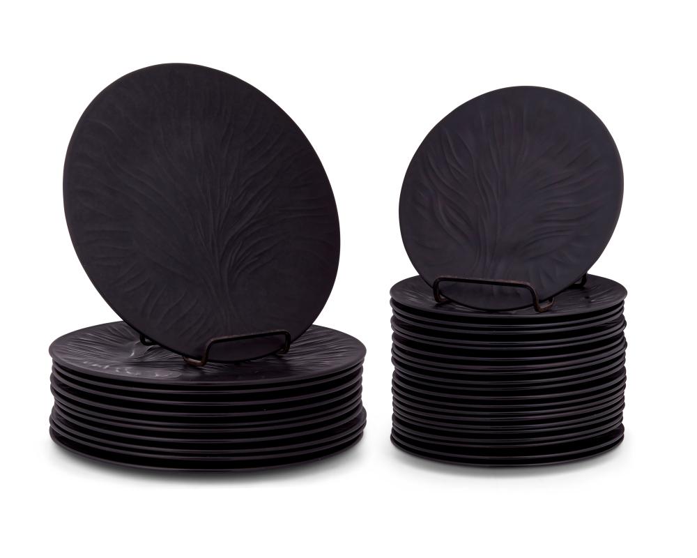 A SET OF LALIQUE "ALGUES" BLACK