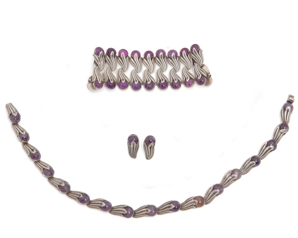 A SET OF LOS CASTILLO SILVER AND