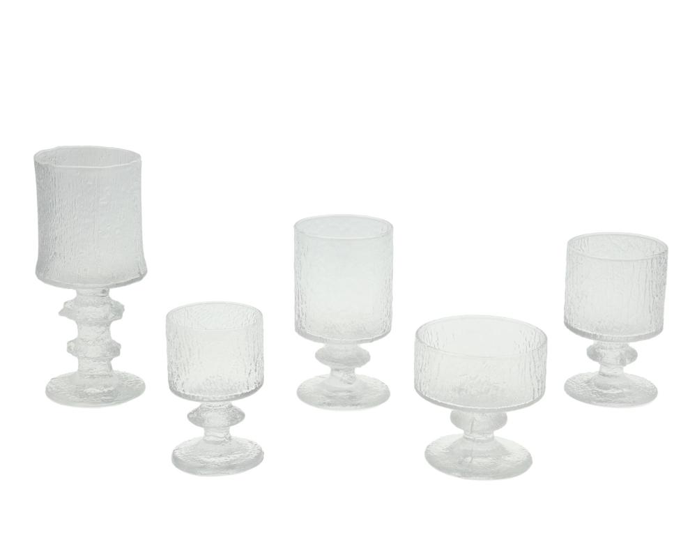A SET OF "SENAATTORI" GLASSWARE