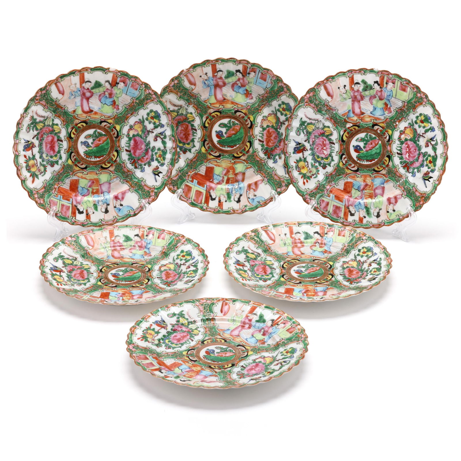 A SET OF SIX CHINESE PORCELAIN ROSE