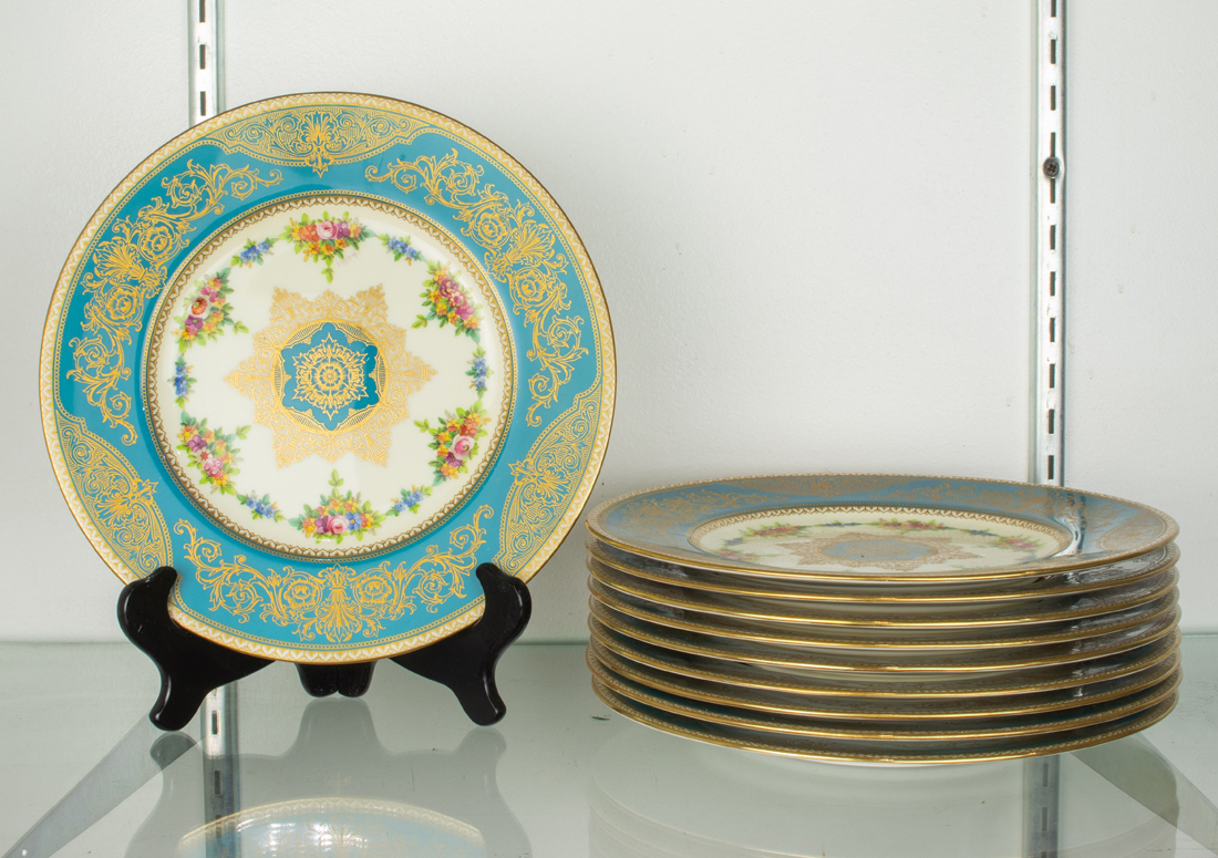 A SET OF TEN MINTON PORCELAIN