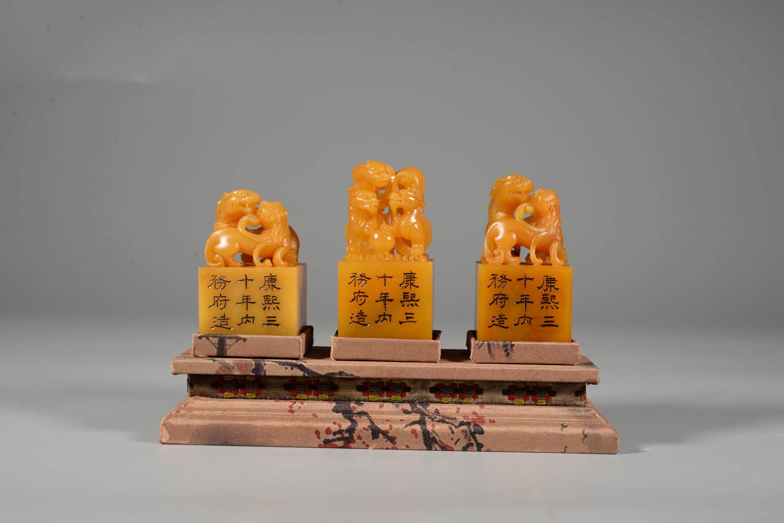 A SET OF TIANHUANG STONE 'BEAST'