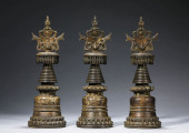 A SET OF TIBETAN GADANG STYLE