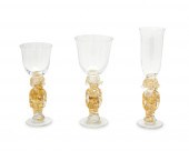 A SET OF TONY DAVLIN ART GLASS
