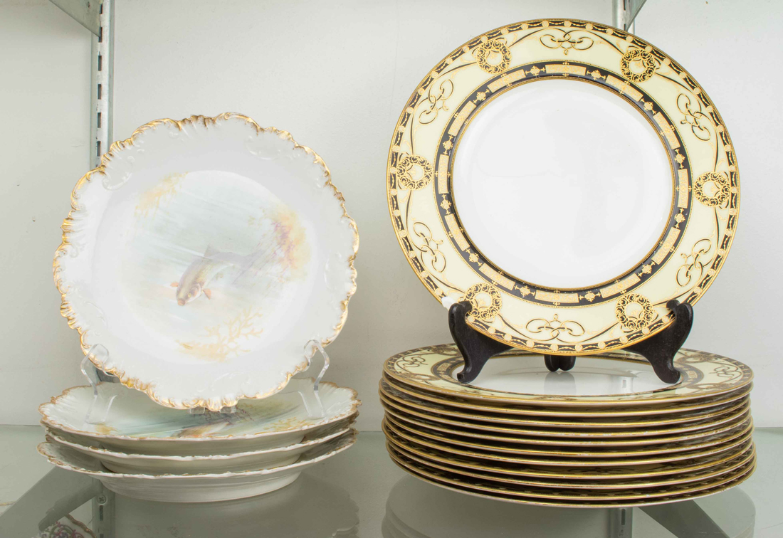 A SET OF TWELVE ROYAL WORCESTER