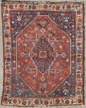 A SHIRAZ CARPETA Shiraz carpet