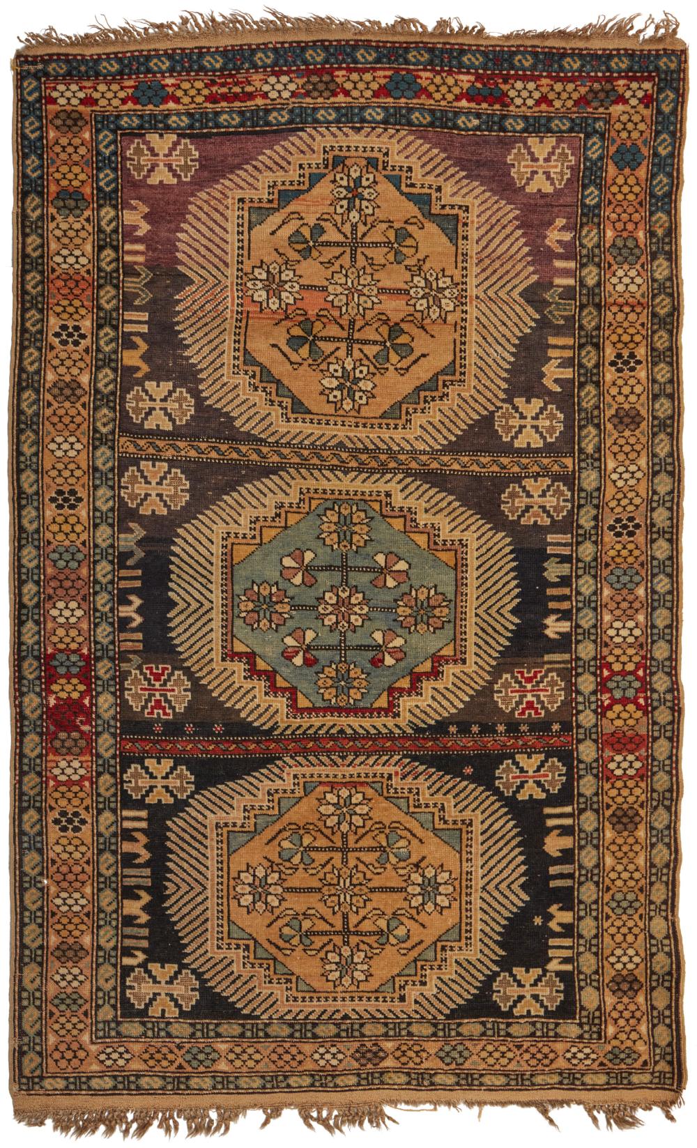 A SHIRVAN CAUCASIAN AREA RUGA