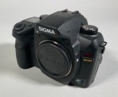 A Sigma SD14 digital SLR camer