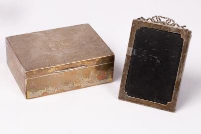 A silver cigarette box, D&B,
