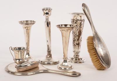 A silver vase, WA, Birmingham 1903,