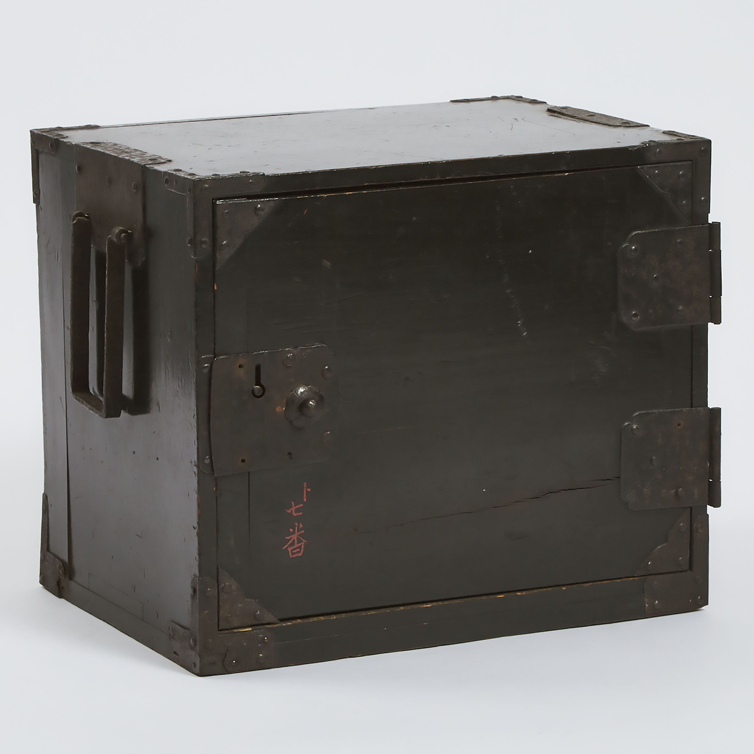 A Small Black Lacquer Kodansu