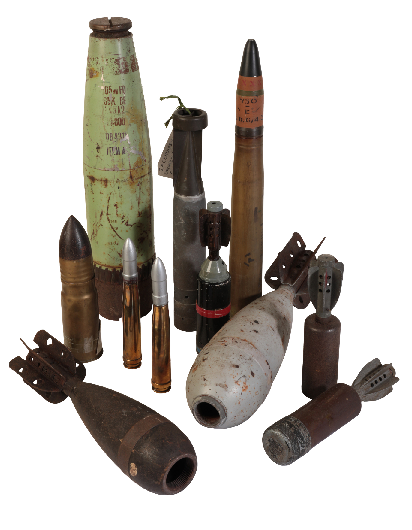 A SMALL COLLECTION OF BRASS