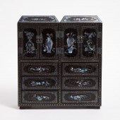 A Small Lac Burgauté Table-Top