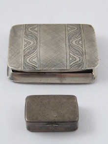 A small patch box Chinese marks and