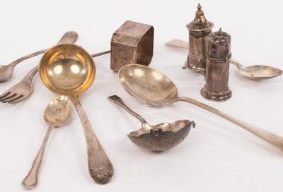 A small quantity of silver to