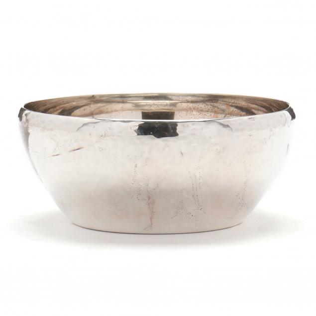 A SMALL STERLING SILVER ARTS AND
