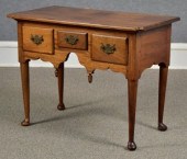 A small three drawer server/dr