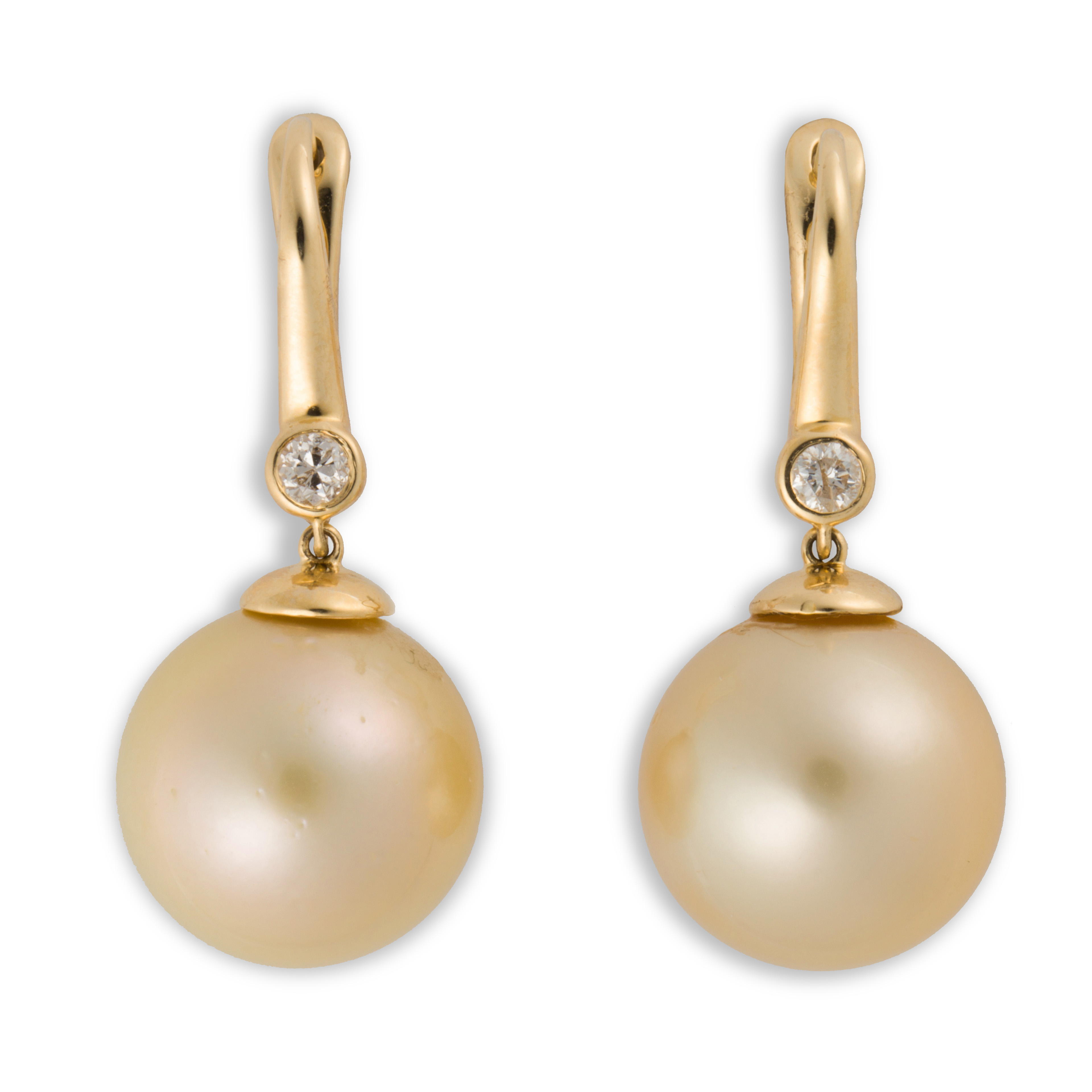 A SOUTH SEA PEARL, DIAMOND AND