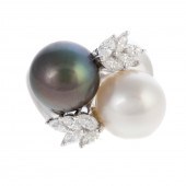 A SOUTH SEA & TAHITIAN PEARL D