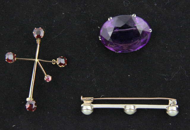 A 'Southern Cross' brooch gem set