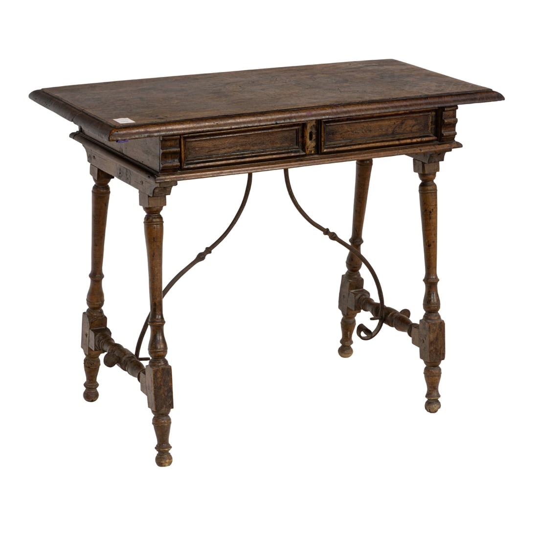 A SPANISH BAROQUE WALNUT TABLEA