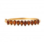 A SPESSARTINE GARNET BRACELET