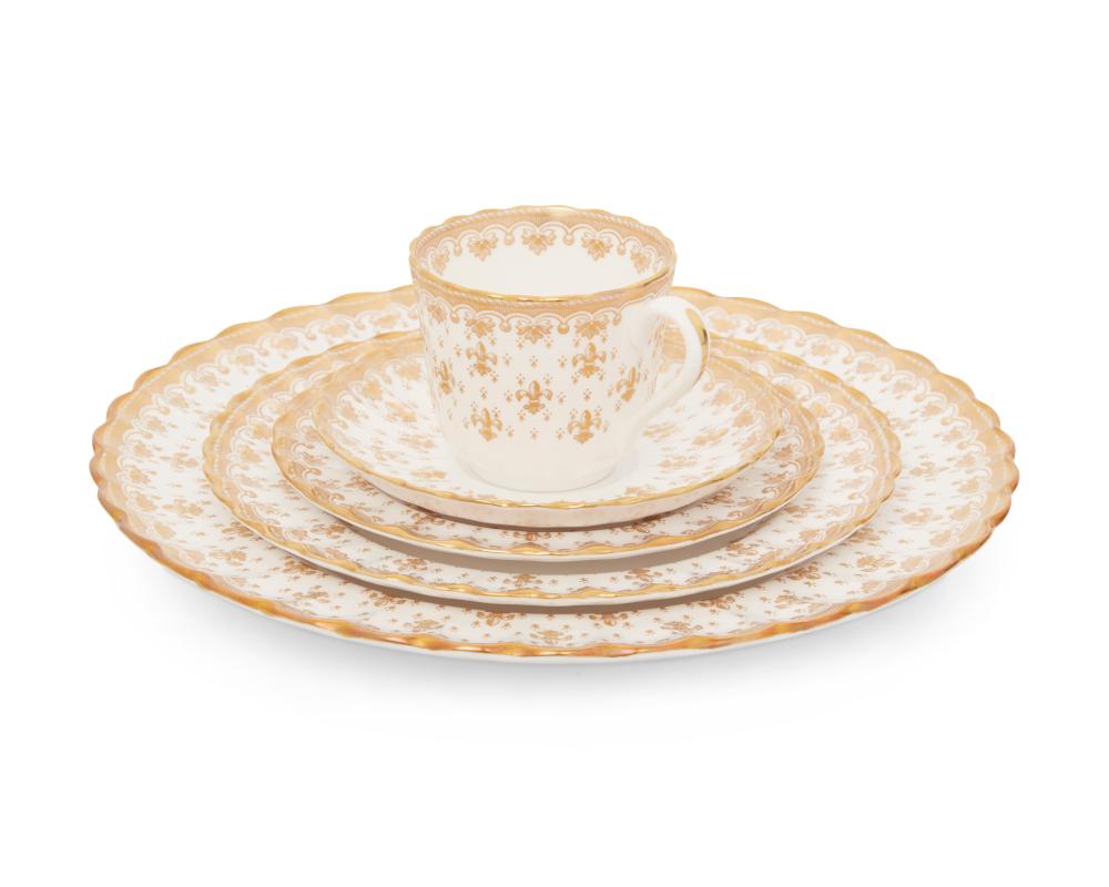 A SPODE "FLEUR DE LYS GOLD" BONE