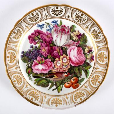 A Spode or Coalport cabinet plate