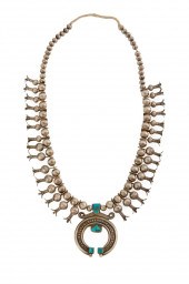 A SQUASH BLOSSOM NECKLACEA squ
