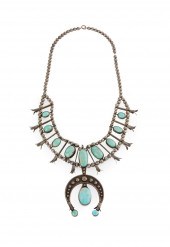 A SQUASH BLOSSOM NECKLACEA squ