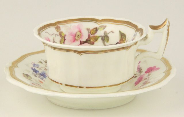 A Staffordshire porcelain tea cup