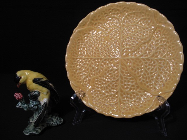 A Stangl pottery bird in yellow and