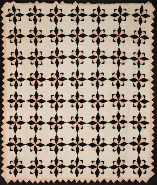 A STAR AND CRESCENT PATTERN QUILT