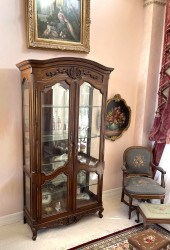 A STATELY FRENCH VICTORIAN STY