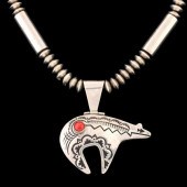 A STERLING HEARTLINE BEAR NECK