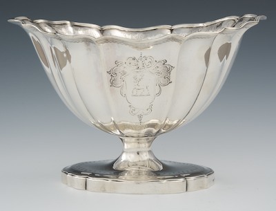 A Sterling Silver Boat Shape Bowl