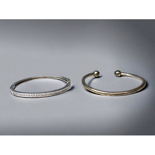 A STERLING SILVER & CUBIC