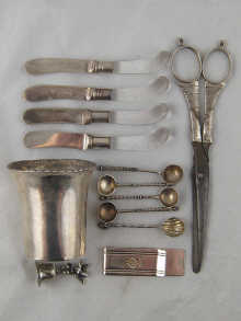 A sterling silver note clip and a
