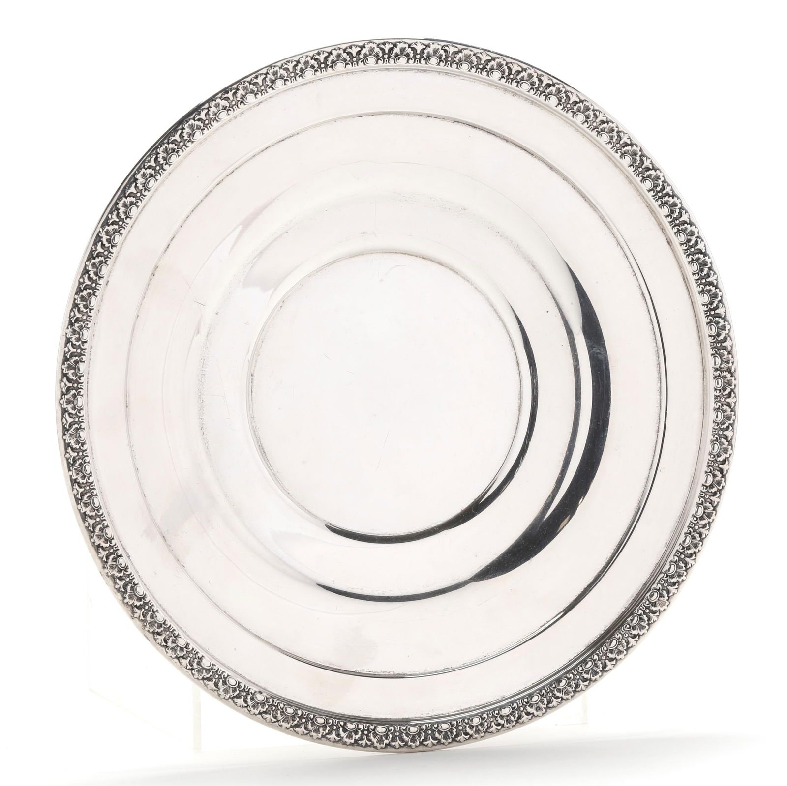 A STERLING SILVER SANDWICH PLATE BY
