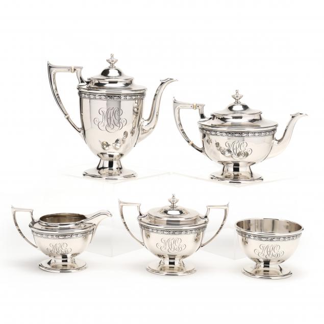A STERLING SILVER TEA & COFFEE