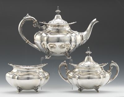 A Sterling Silver Teapot Sugar Bowl
