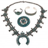 A STERLING ZUNI PETIT POINT SQ