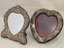 A strut back heart shaped