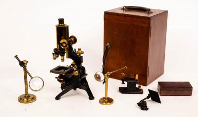 A student's Edinburgh microscope by