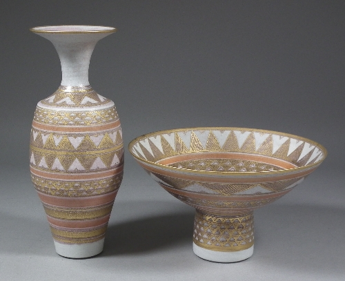 A Studio Pottery modern porcelain
