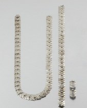 A SUITE OF LOS CASTILLO SILVER