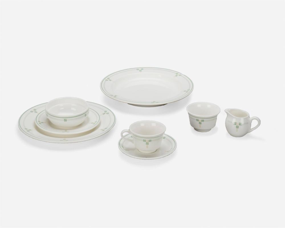 A SYRACUSE CHINA ARTS AND